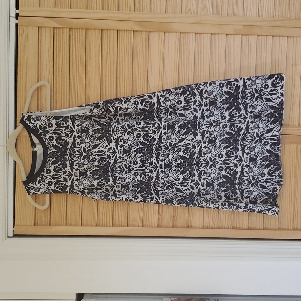 Loft dress size small straight cut